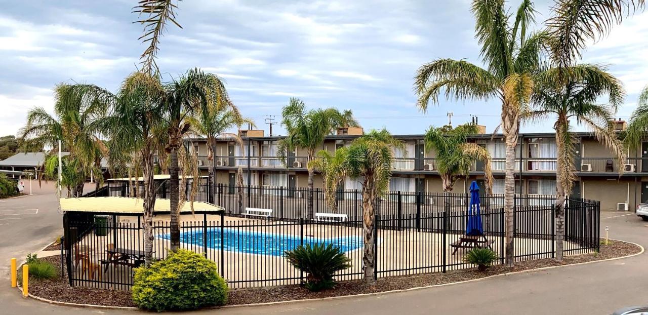 Westland Hotel Motel Вайалла Екстер'єр фото